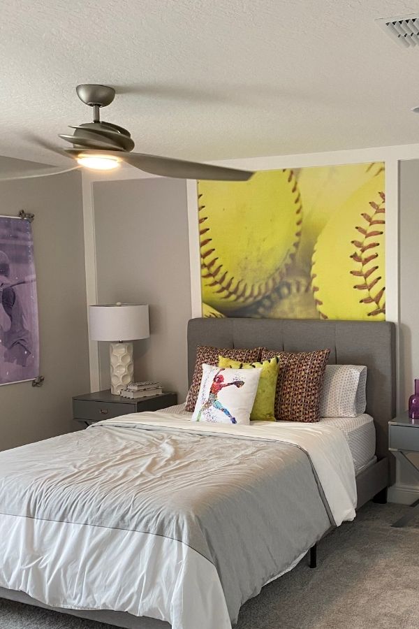 Wall decal ideas for your bedroom • Marcia Socas