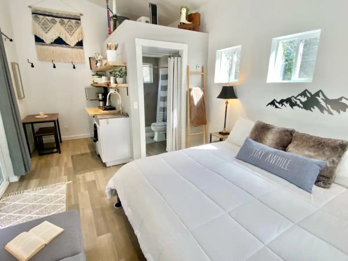 Yeti Summit Studio MAR