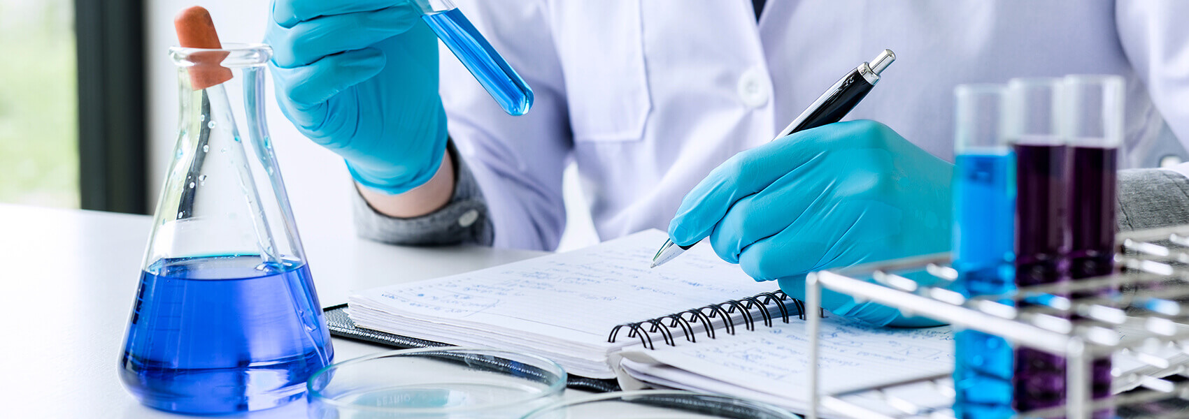 Micro Essential Laboratory