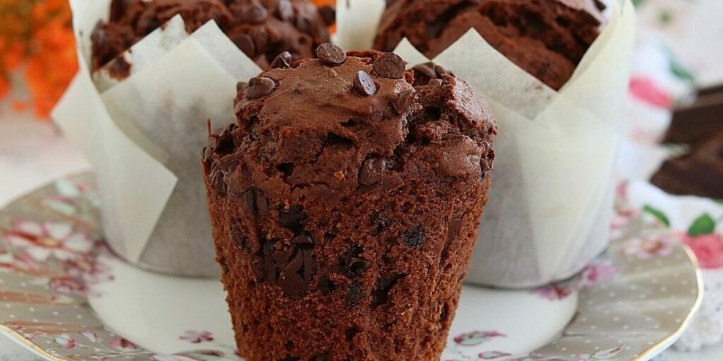 Saftige Muffins mit Schokolade und Joghurt Rezept ohne Butter
