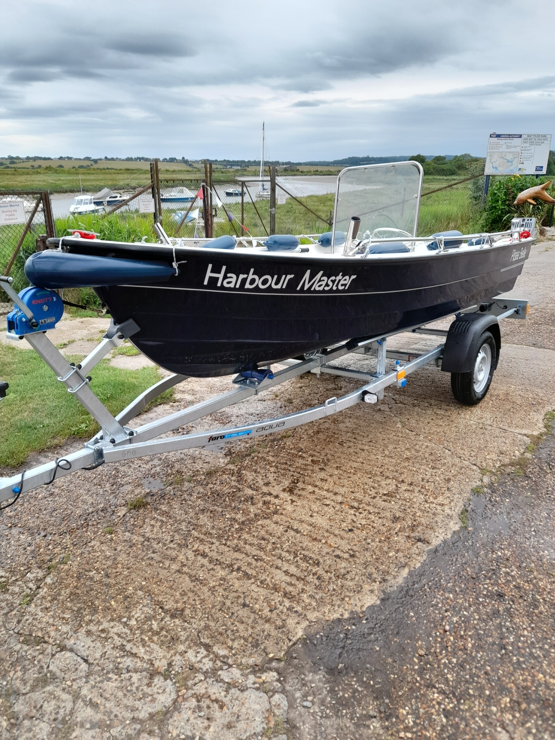 FARO AQUA 5M 750KG BUNK BOAT TRAILER / INFLATABLES MarGabTrailer