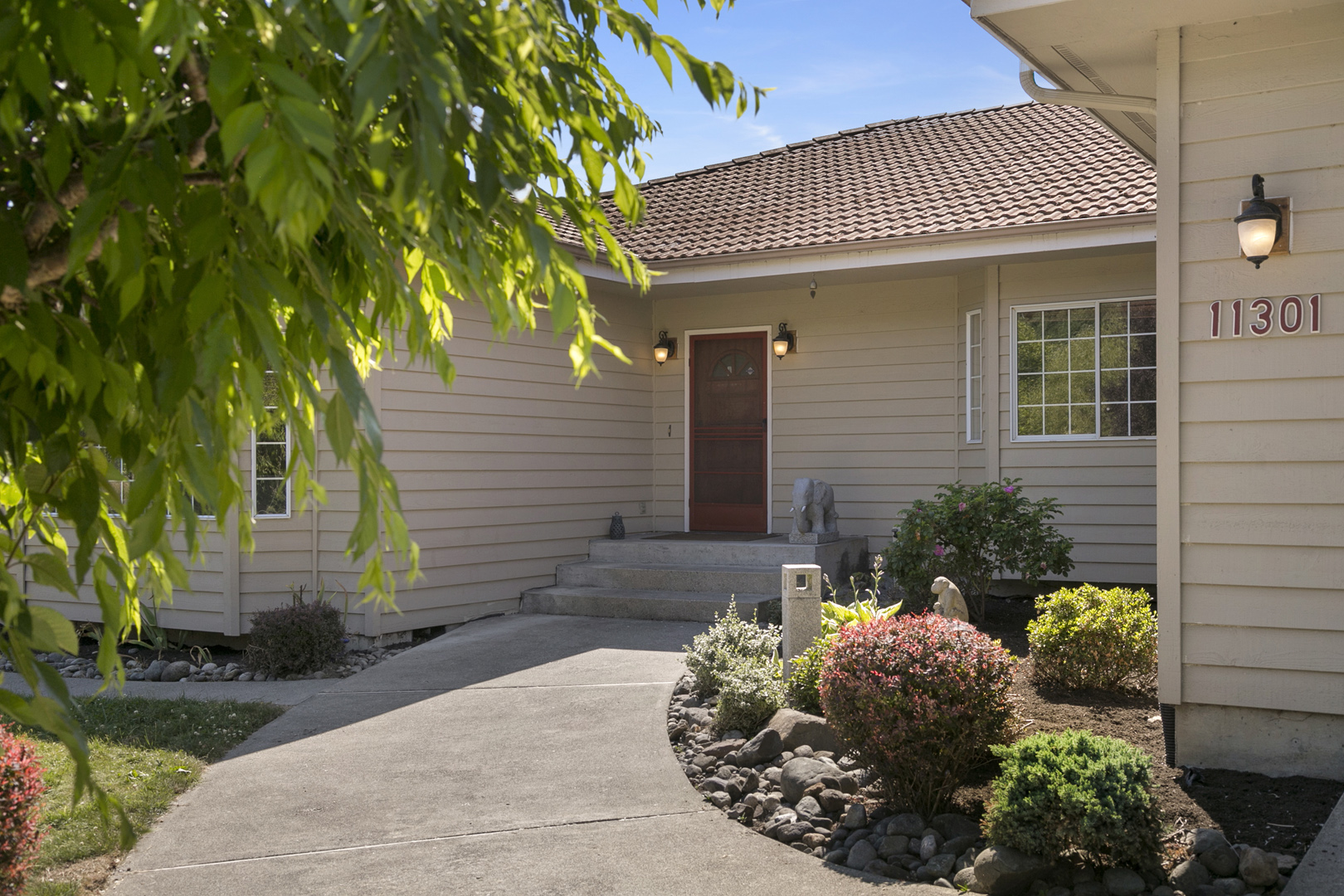 Tremendous 6.48 level acres in Issaquah Maria Danieli Windermere