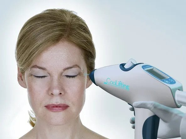 CoolLift Cryo Gun Treatment in London Mariam Abbas