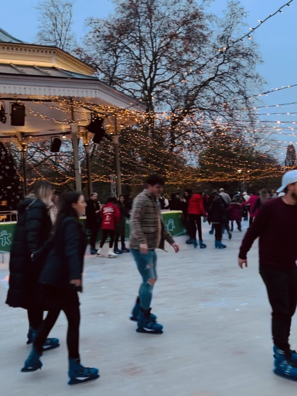 Where To Go Ice Skating in London at Christmas (With Prices For 2023