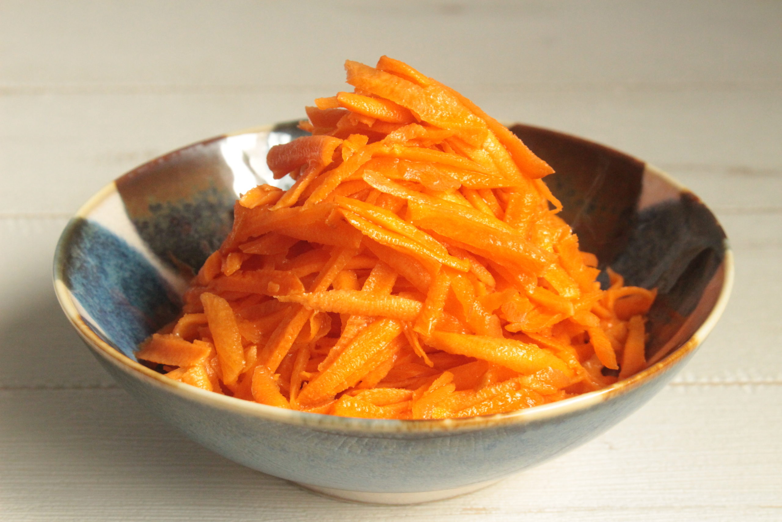 カンタン酢で簡単！3分で完成する作り置きレシピ。にんじんのカンタン酢サラダ つくりおき食堂