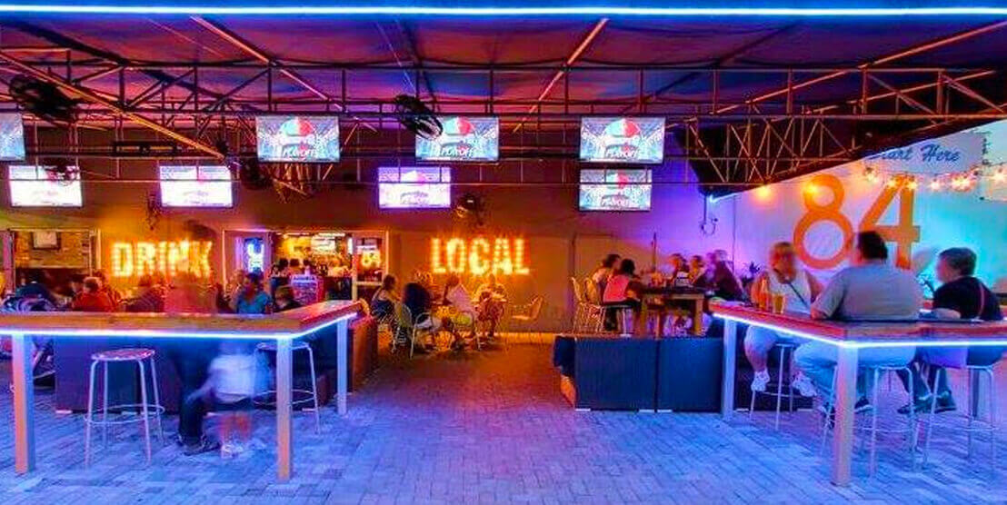 Fort Lauderdale Sports Bar & Grill Marina84