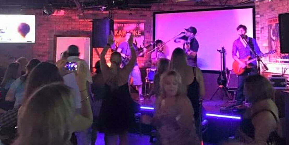 Fort Lauderdale Sports Bar & Grill Marina84