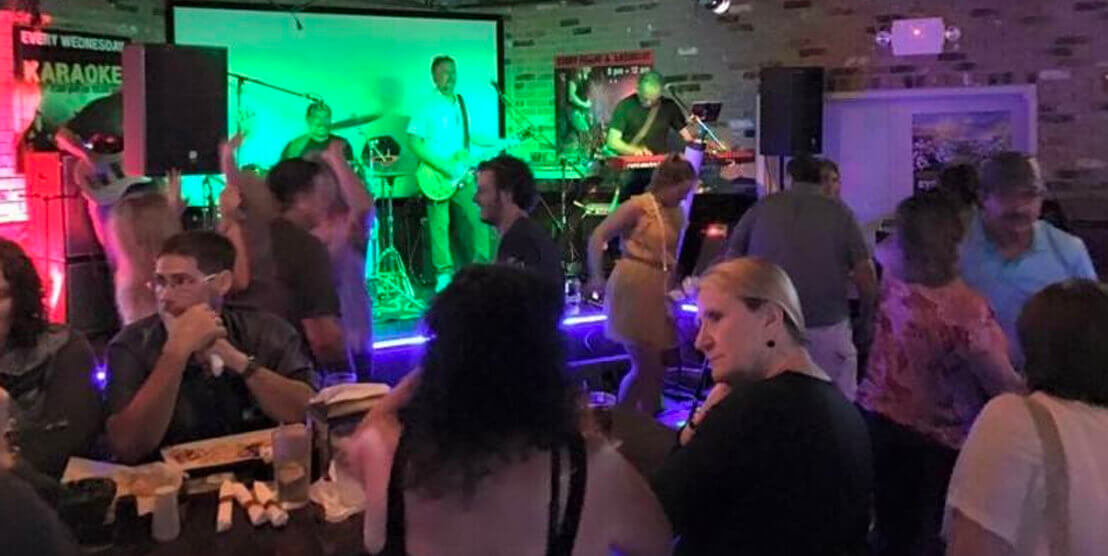 Fort Lauderdale Sports Bar & Grill Marina84