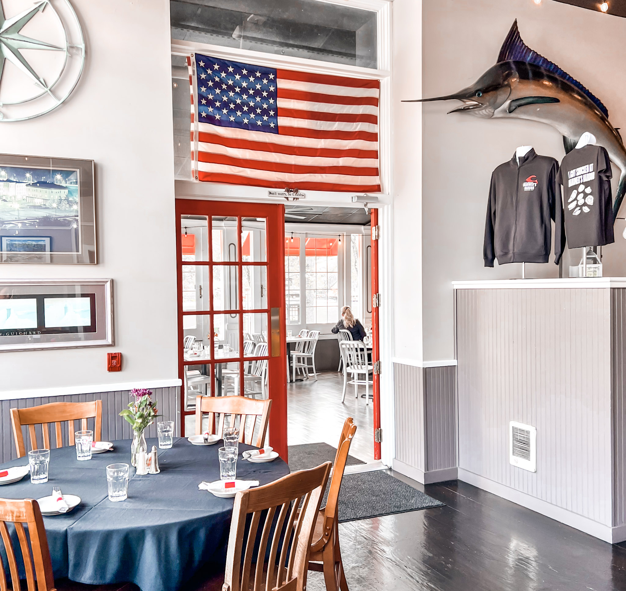 Waterfront dining in Kingston, NY Mariner’s Harbor