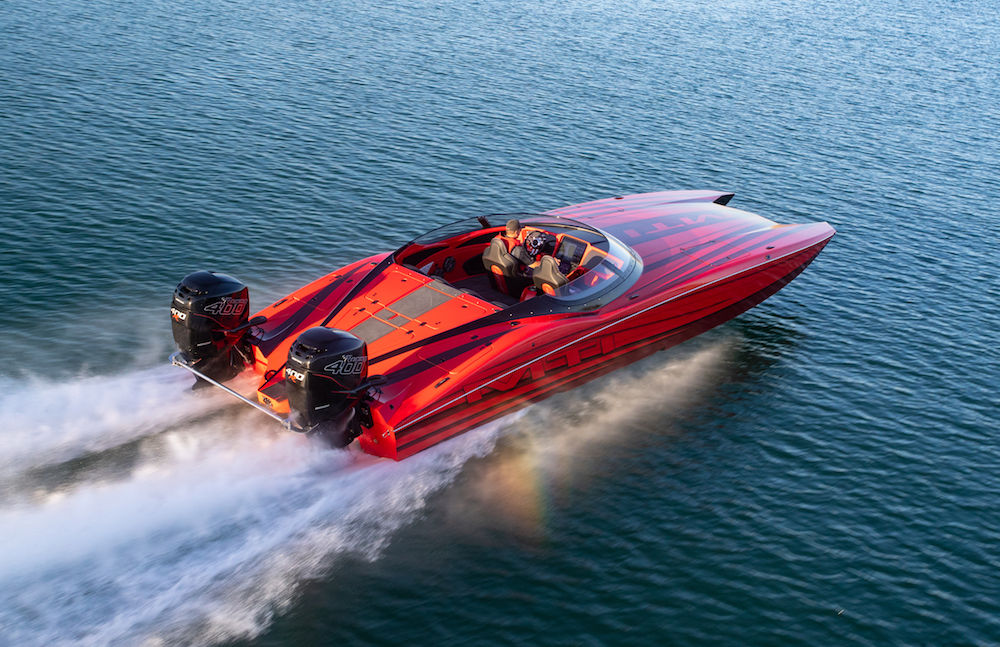 MTI 340X — Outboard Catamaran, Offshore Race Boat, Pleasure Boat