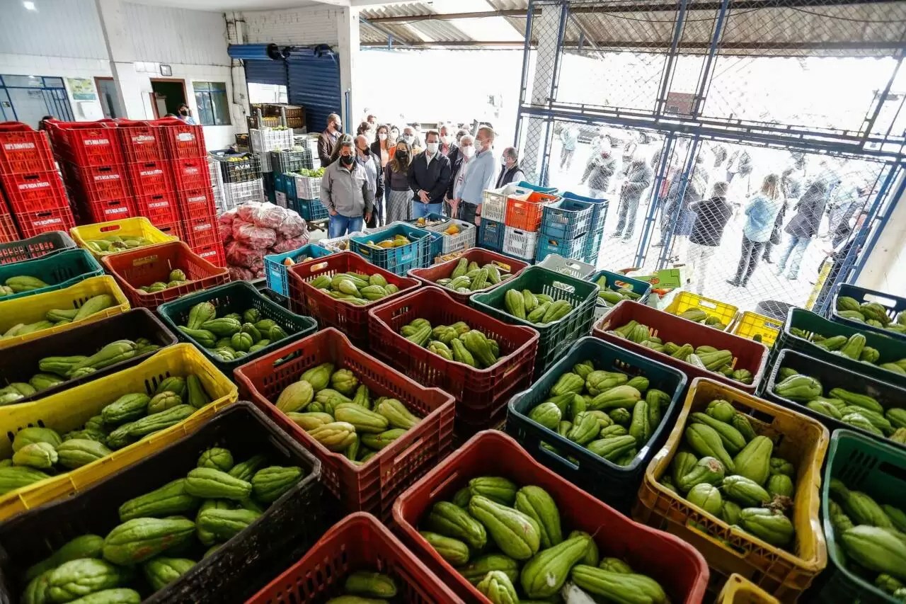 Banco de Alimentos Comida Boa tem mão de obra do semiaberto