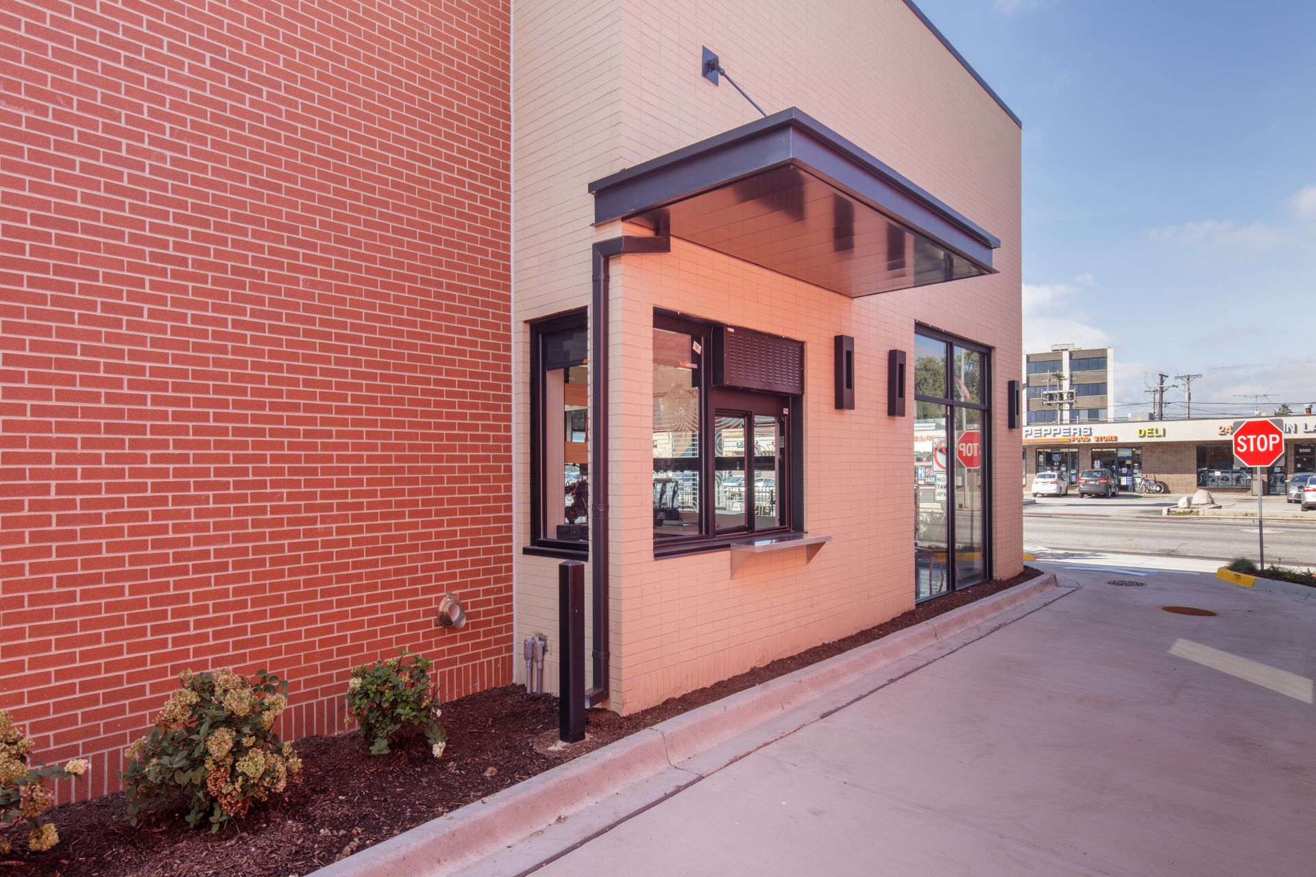 Starbucks River Grove Mariottini Construction Inc.