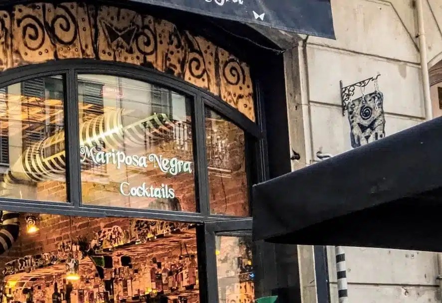 El Bar Mariposa Negra