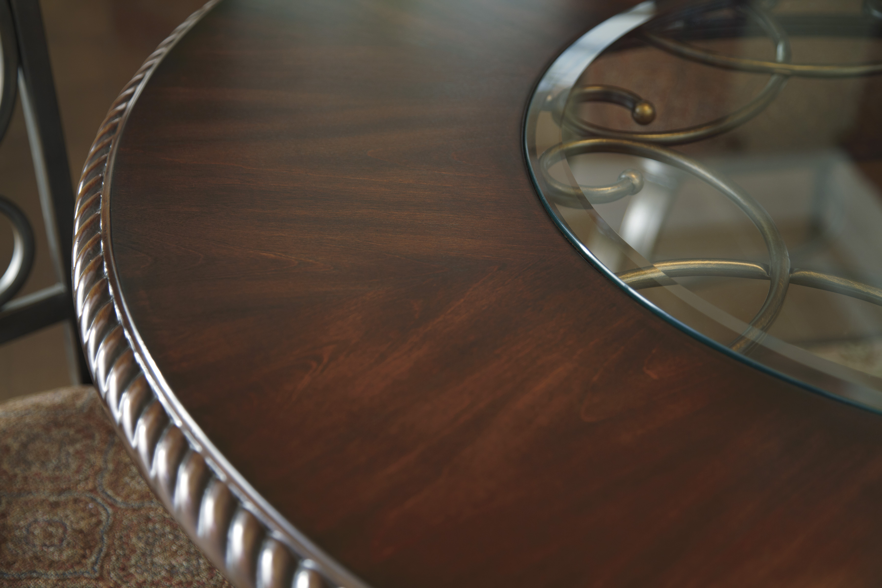 Signature Design by Ashley Glambrey Brown 5 Piece Dining Room Set