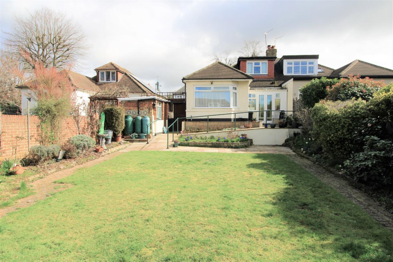 Mill Park Avenue, Hornchurch Mark Bowyer Estate Agents