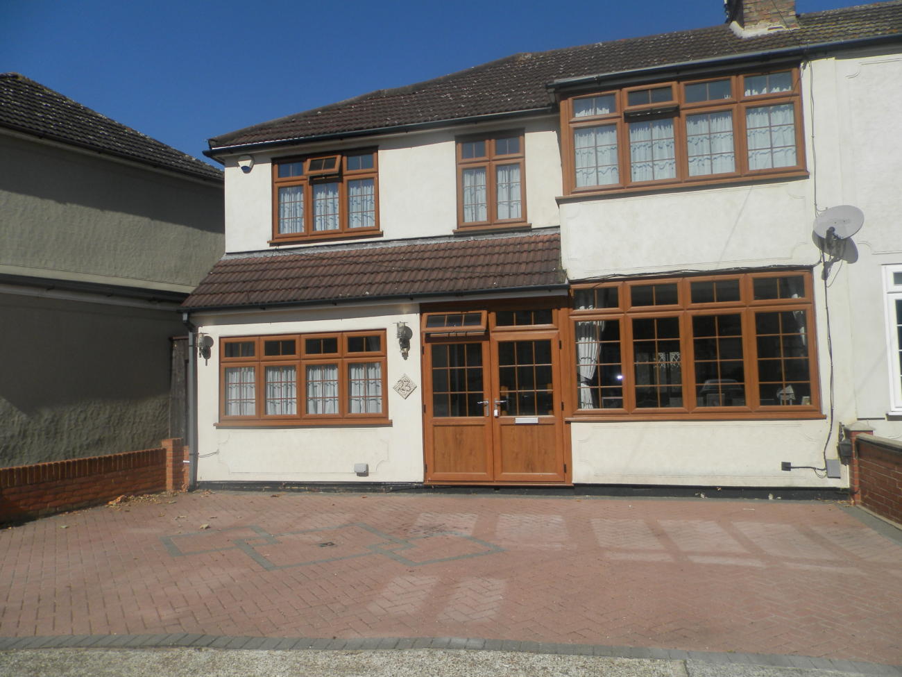 Properties for Sale Mark Bowyer Estate Agents