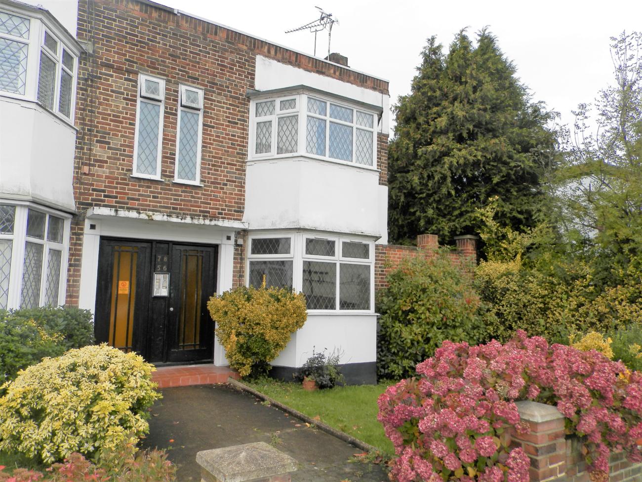 Mark Bowyer Estate Agents