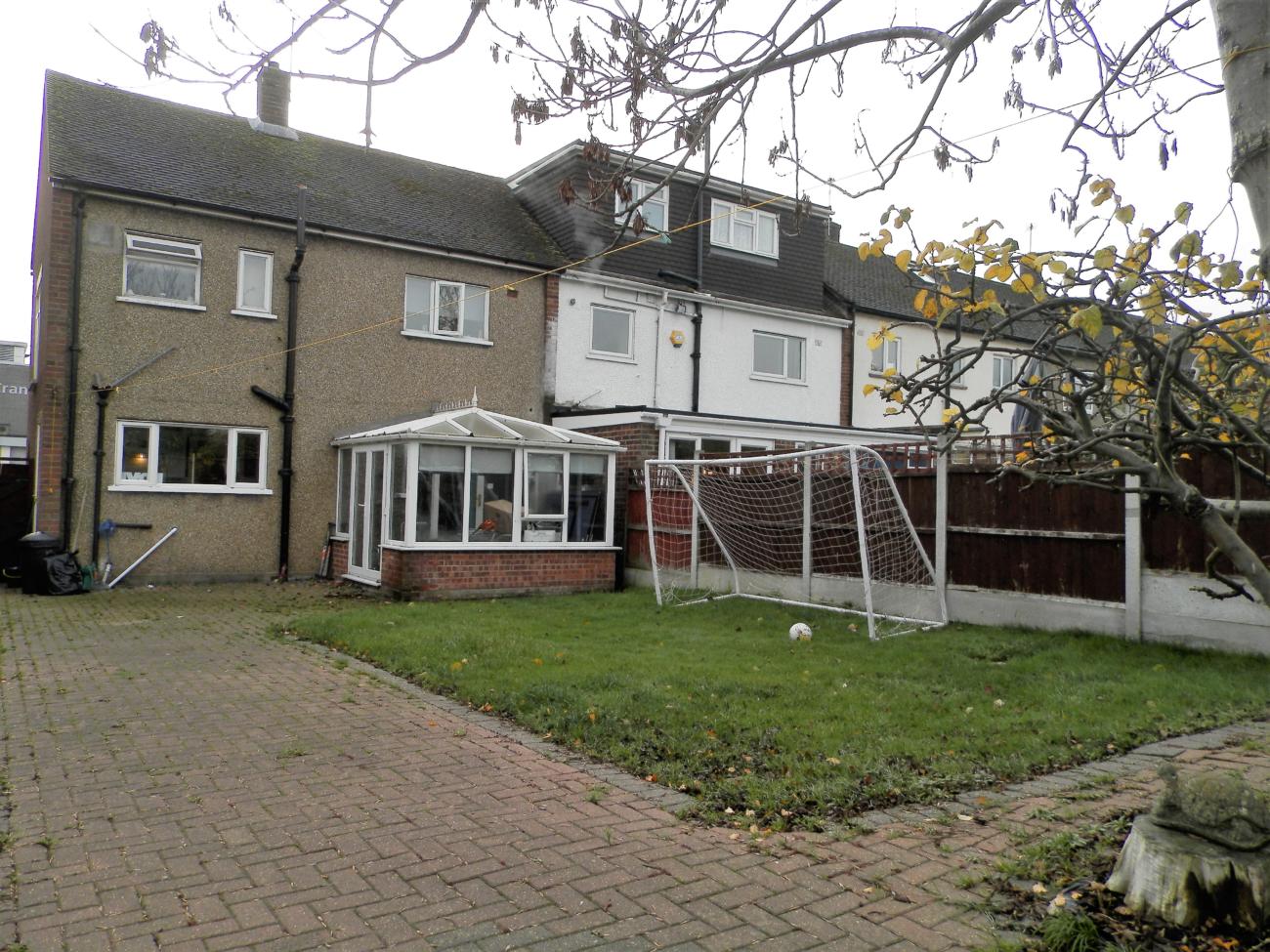 Avon Road, Upminster Mark Bowyer Estate Agents