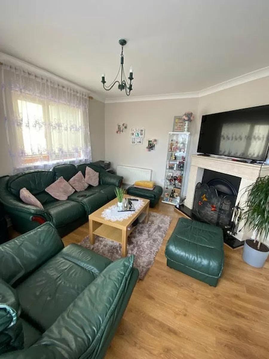 190 Church Hill, Tullamore, Co. Offaly Mark Conroy Properties