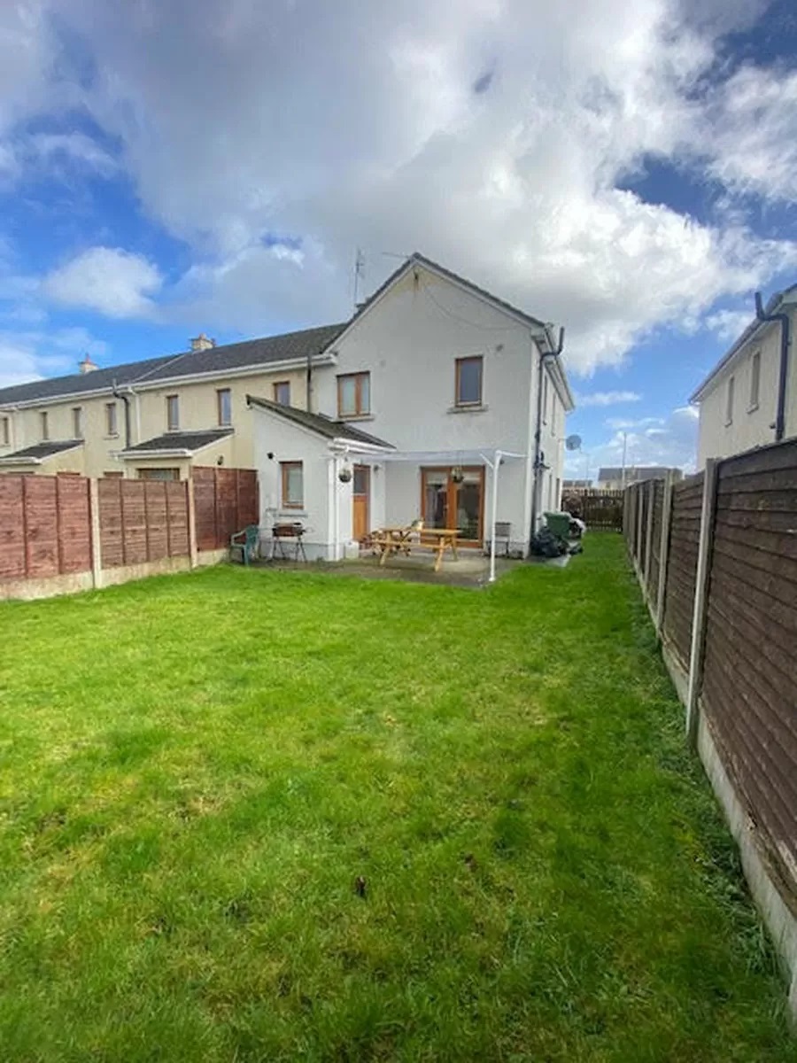 190 Church Hill, Tullamore, Co. Offaly Mark Conroy Properties