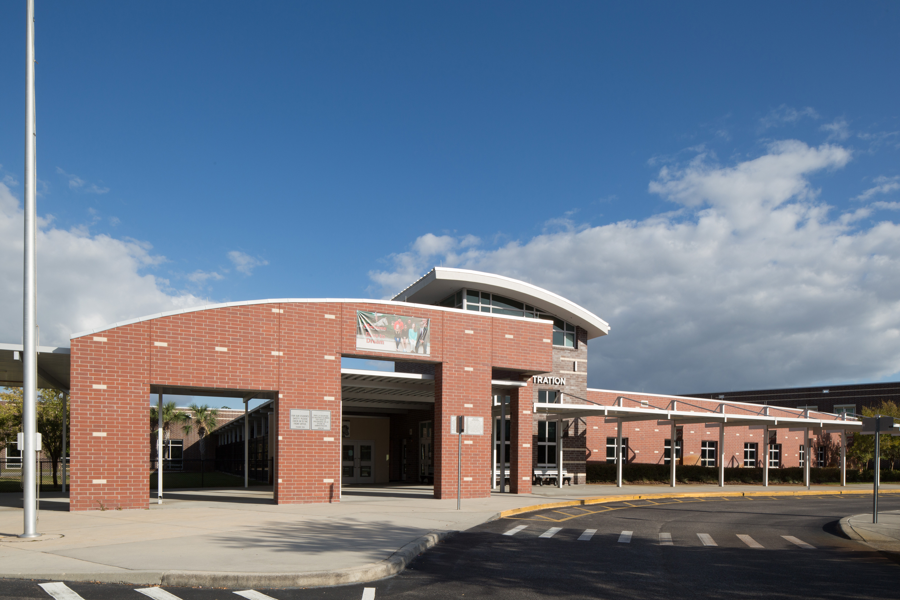 Mark Construction CompanyMarkham Woods Middle School2 Mark
