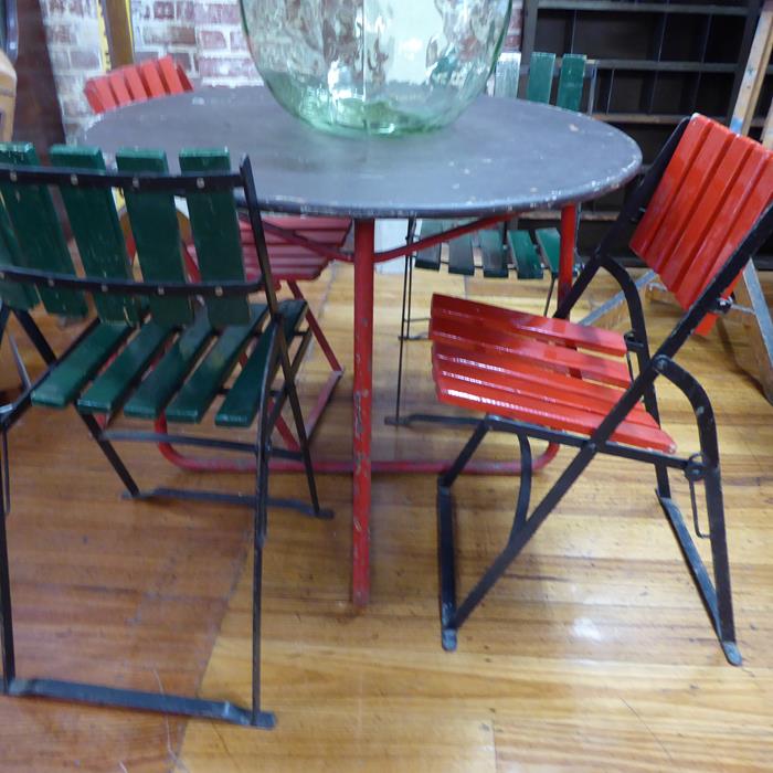 OUTDOOR METAL TABLE Mark Denver