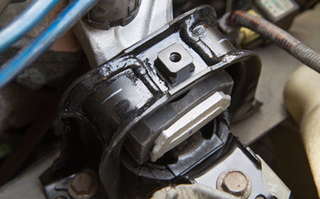 Ferrari Engine Mount Issues: Causes And Symptoms