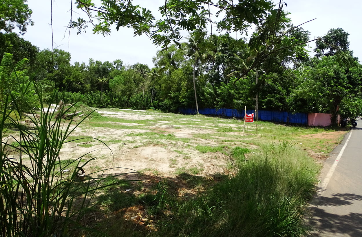 Land for sale near NH 66 Cherthala Market4property
