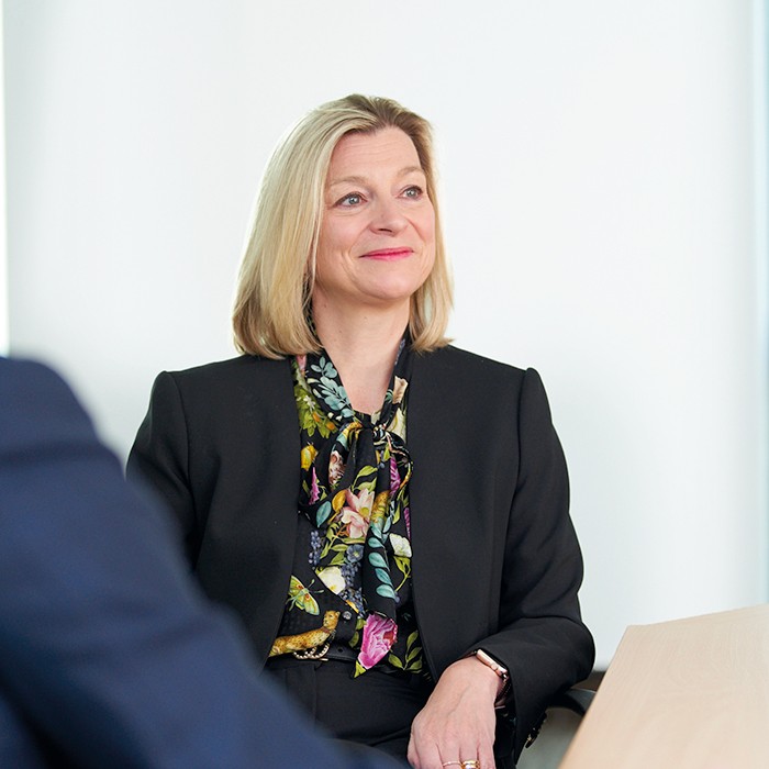 Compass Group PLC, CPGLSE summary