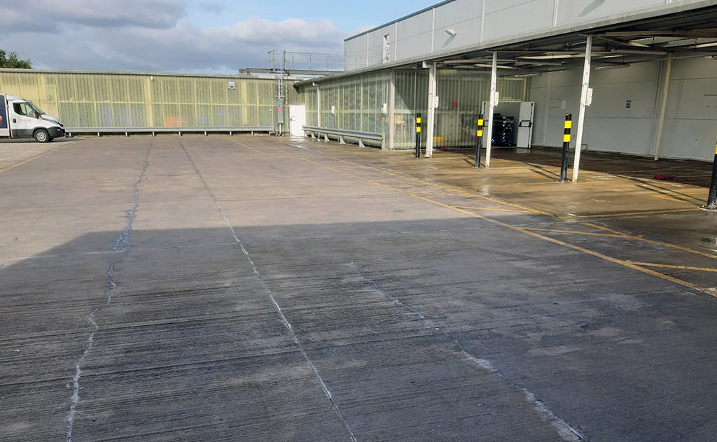 Tesco Service Yard Dudley MARKHAM