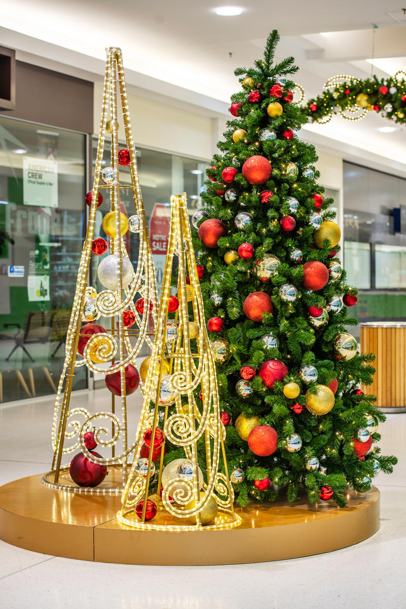 Shopping centre christmas display Design & Installation Australia Wide
