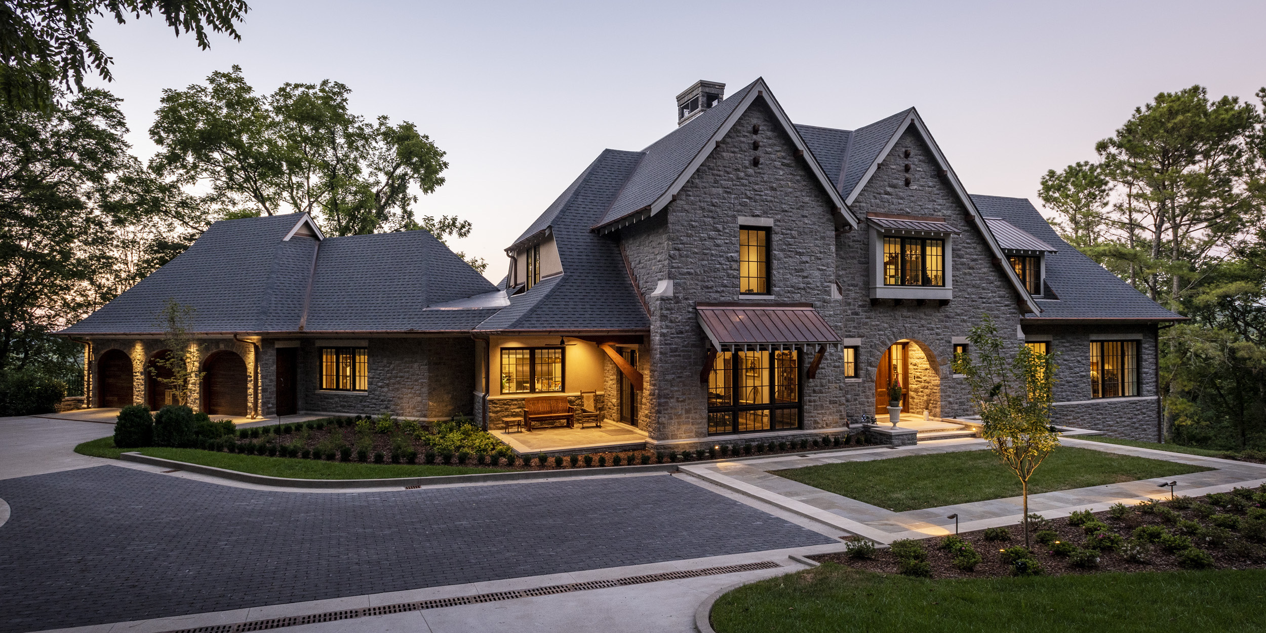 Mark Poe Builders Custom Homes in Belle Meade