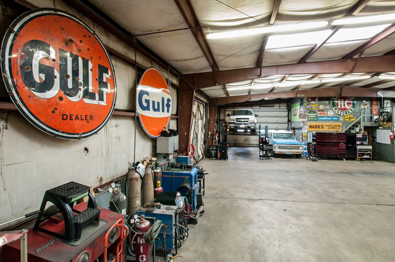 welding Mark's Service Center & Body Shop