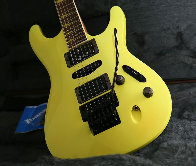 Hot or Not? Yellow Guitars.