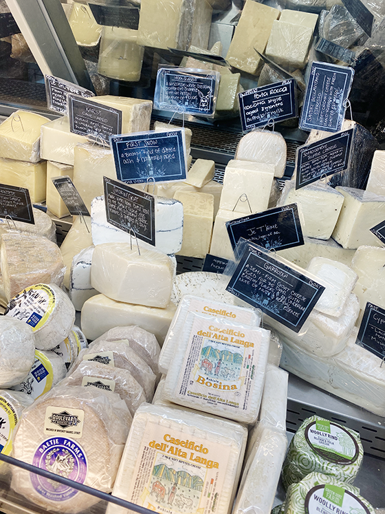 The MM Aspen Travel Guide Summer Marla Meridith