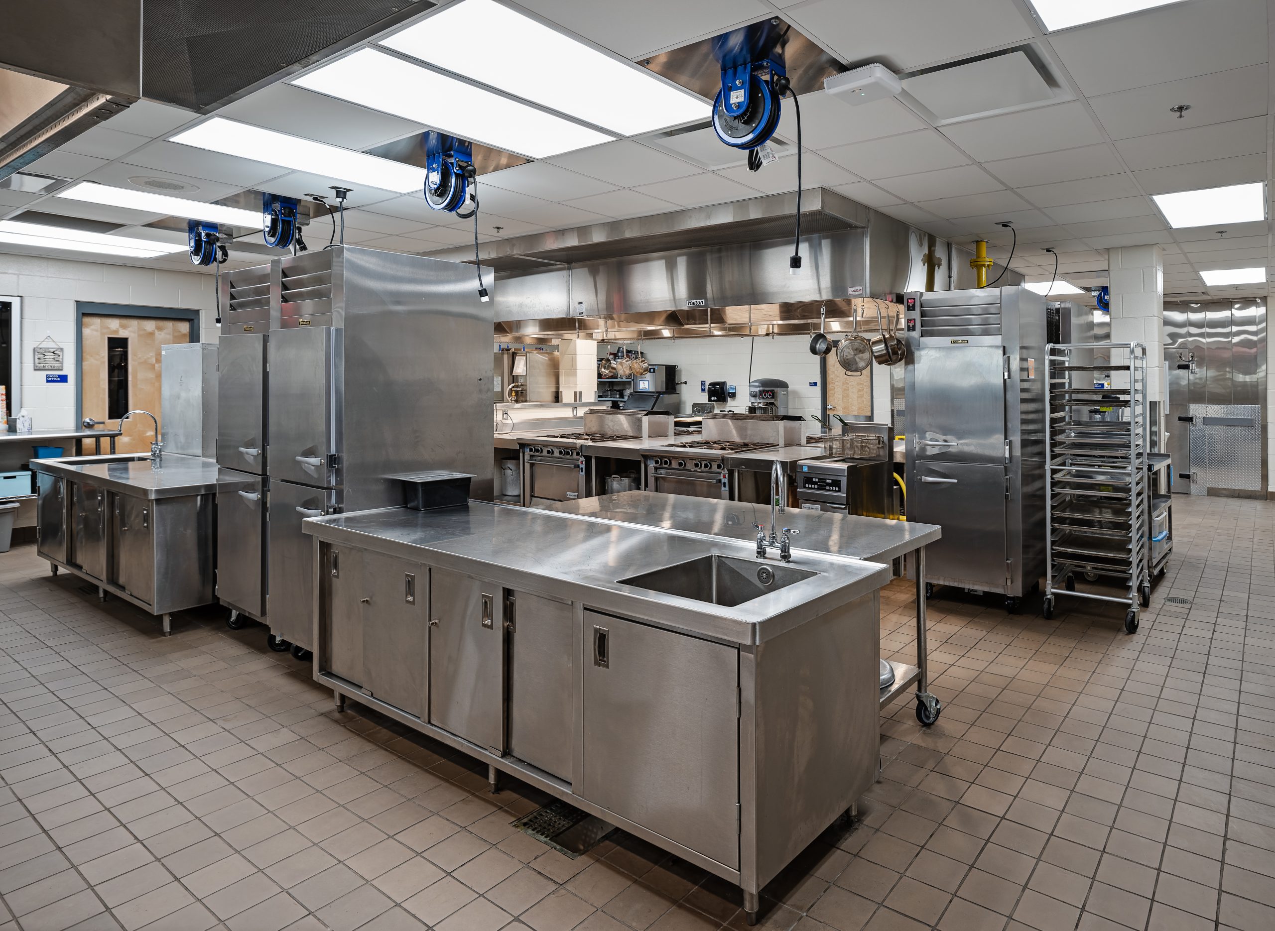 Samuel Clemens High School SchertzCiboloUniversal City ISD Marmon