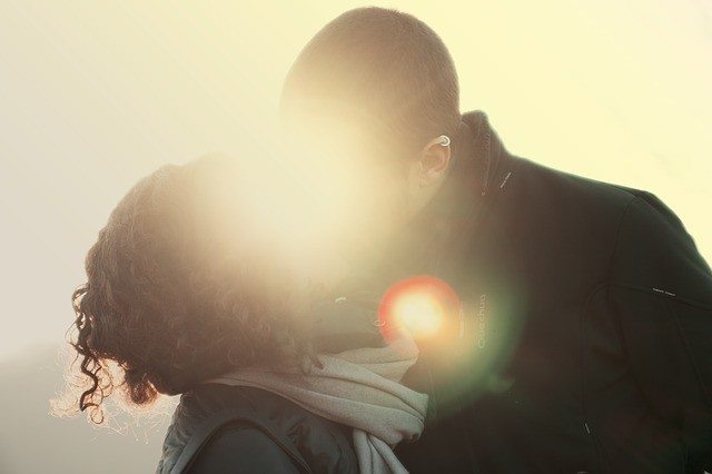 100 Ways You Can Love Your Husband His Way - Marriage Missions International