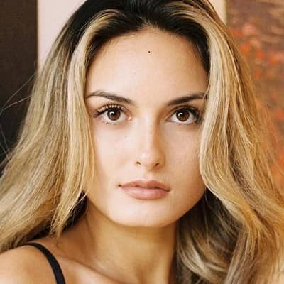 Julia Rose's Instagram, Twitter & Facebook on IDCrawl