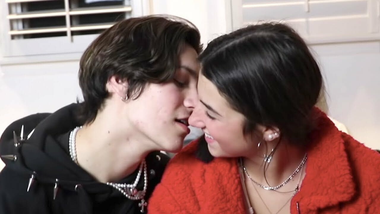 Is Chase Hudson Married? His Bio, Age, Wife, TikTok, Height and Net worth Married Celebrity