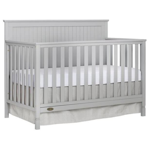 14 Solid Back Crib Options For a Nursery