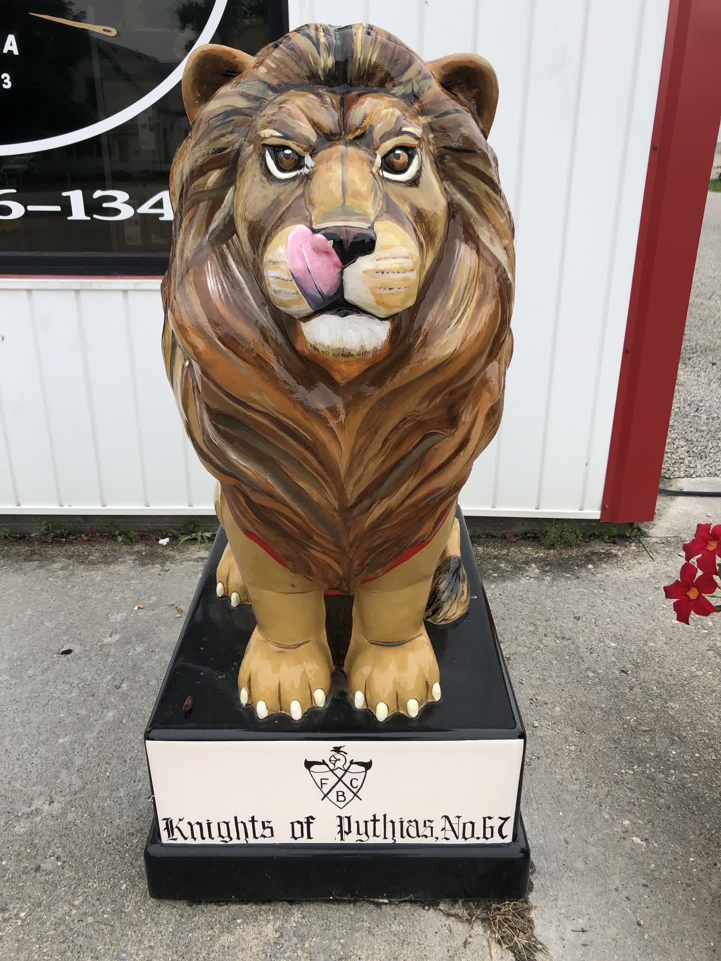 Lion Statues Discover Marshall Illinois
