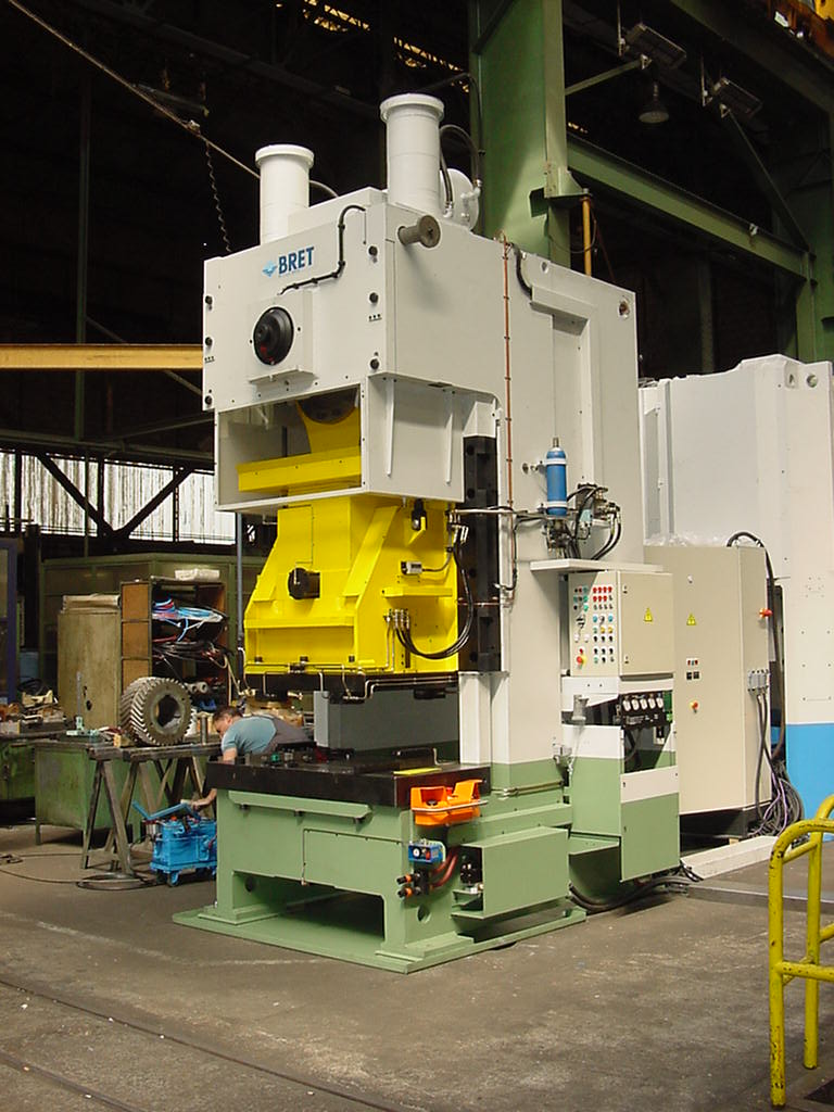 Worker Loses 3 Fingers in Unguarded Punch Press Accident