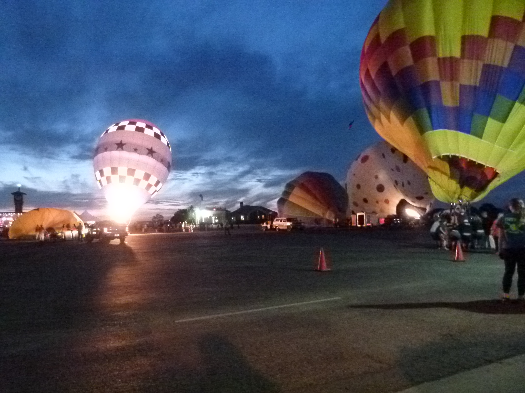 Horseshoe Bay Balloons Over Horseshoe Bay Filling Balloons at Dusk
