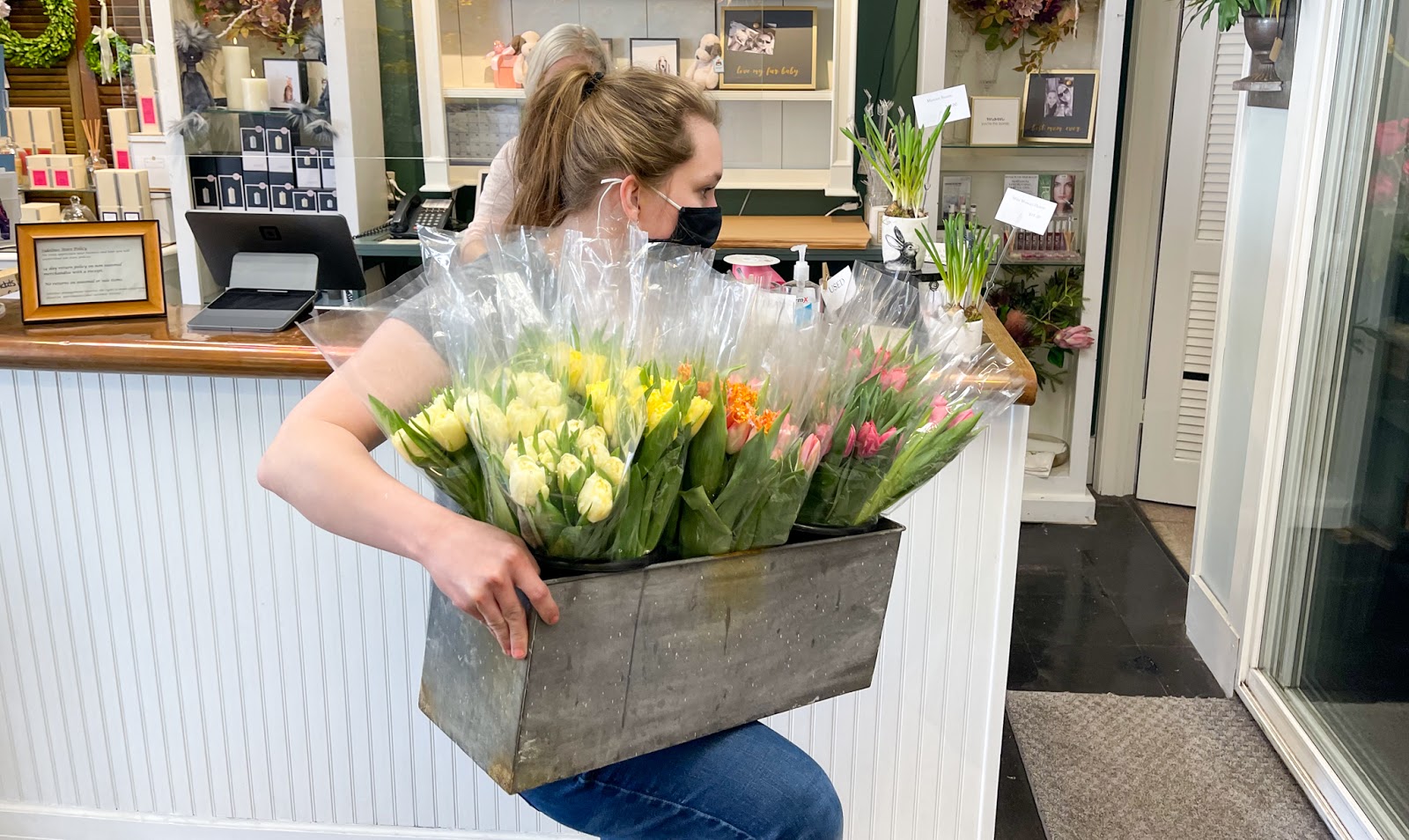 Sidelines Custom Floral Has A New Offering! Martin City CID