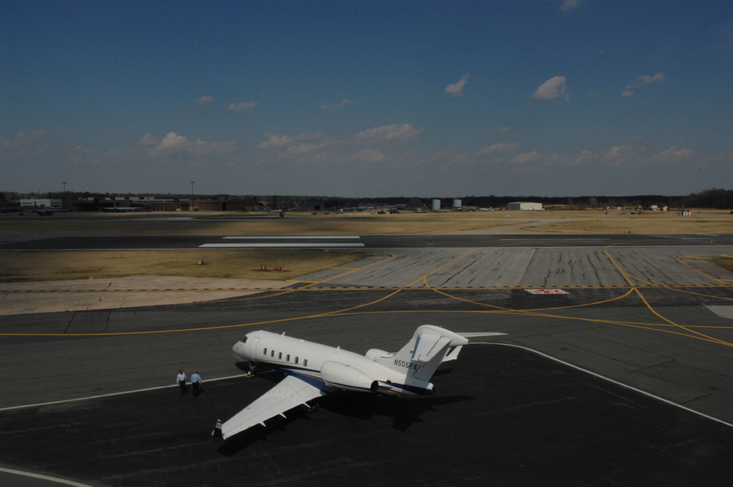 Photos Martin State Airport