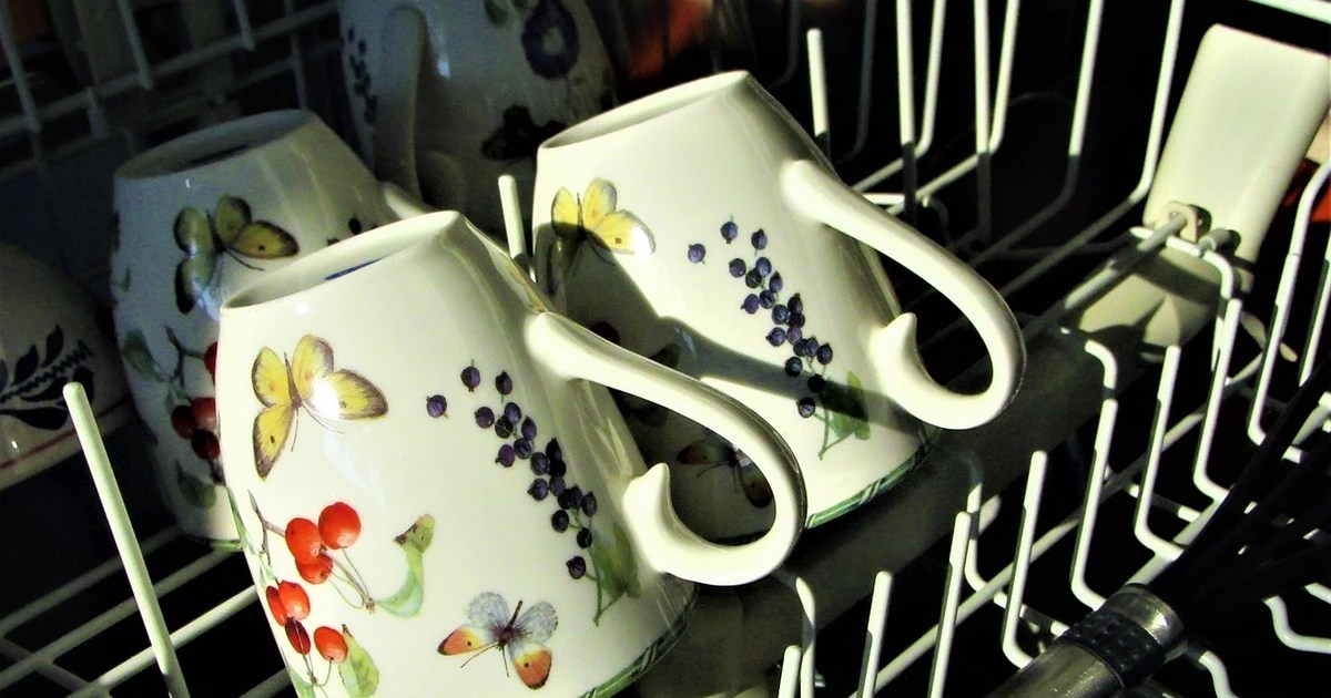 How To Fix And Unclog A Dishwasher That Is Not Draining