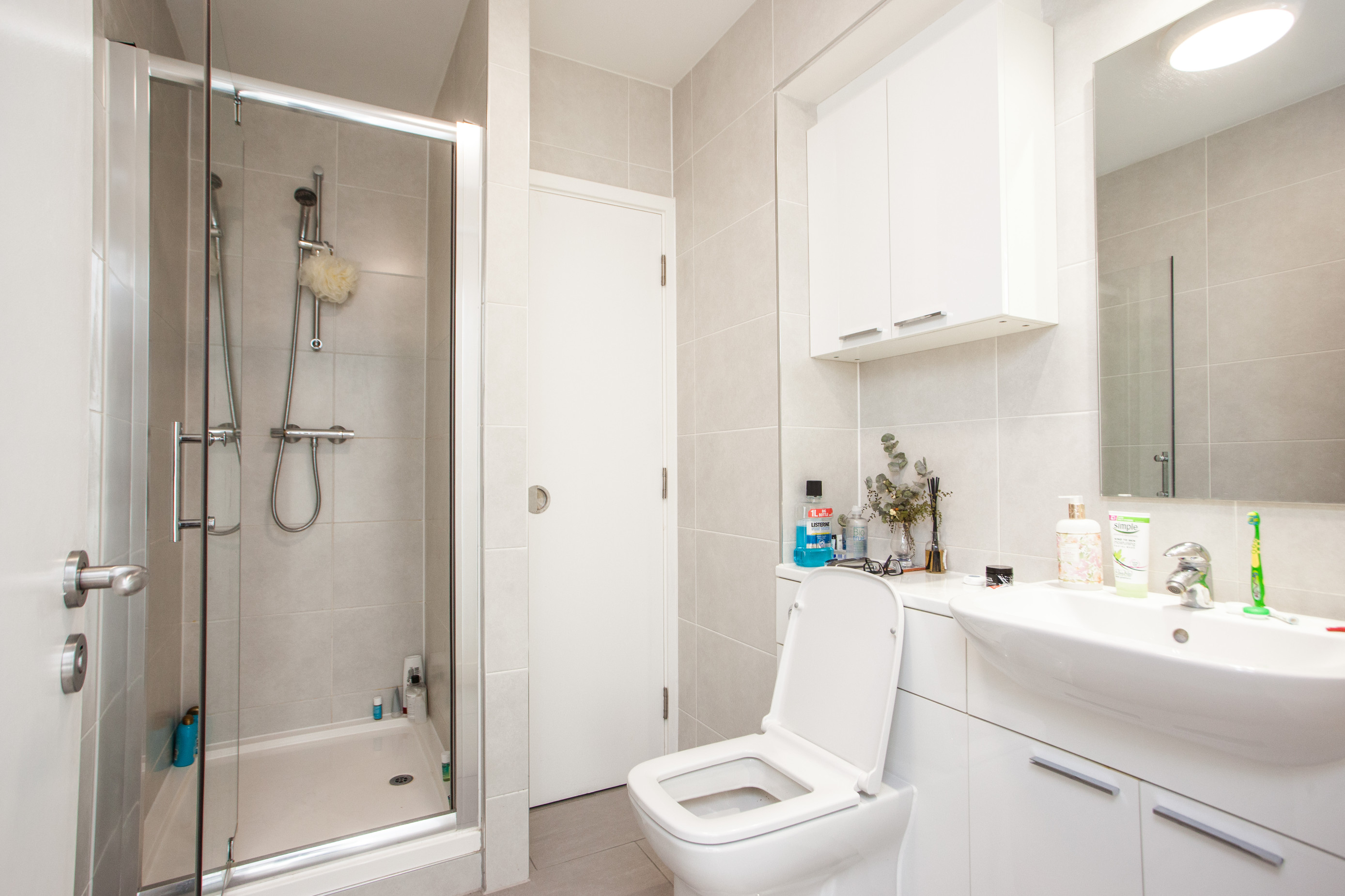 bathroom Marybow Property