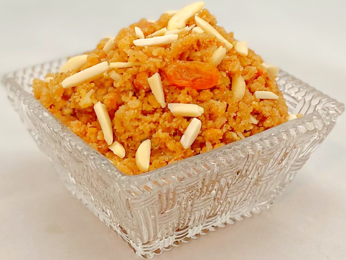 Sweet Gur Malido, A Wheat Flour Dessert Using Jaggery