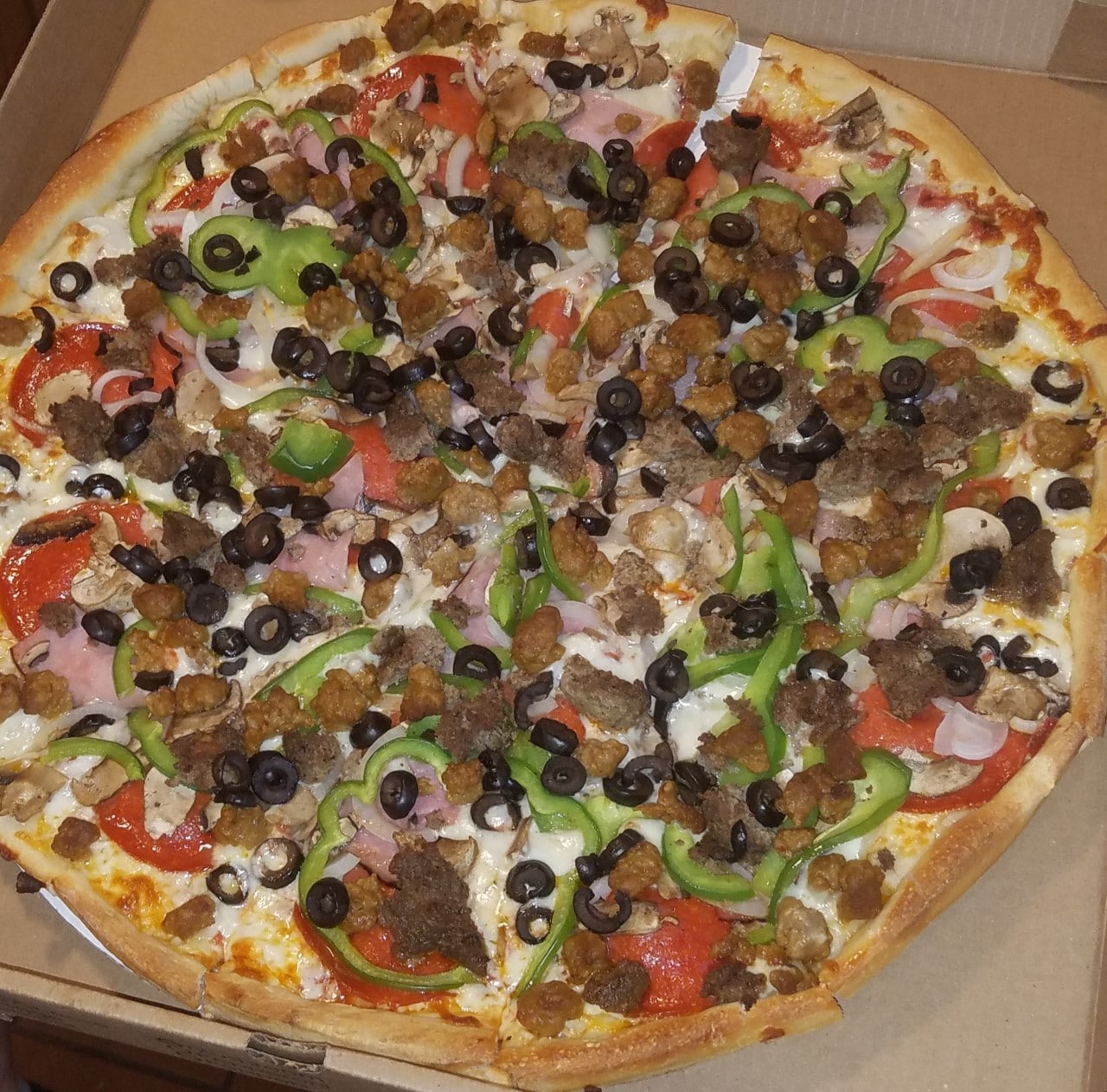 🍕 National Pizza Day! Mashpee Commons