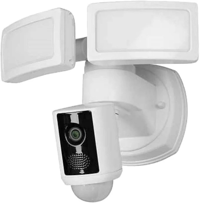 10 Best Floodlight Cameras to Upgrade Your Home Security - MashTips